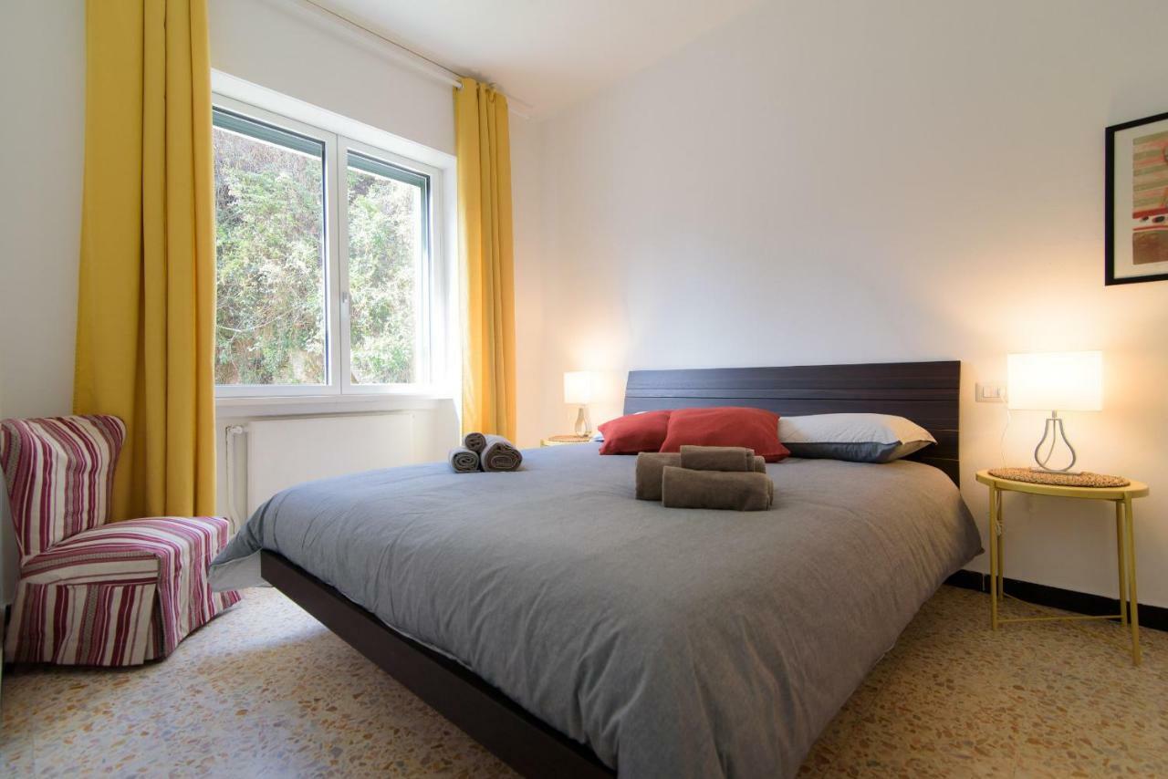 Al Pontile - The House Of Travelers Villa Sala Comacina Bagian luar foto