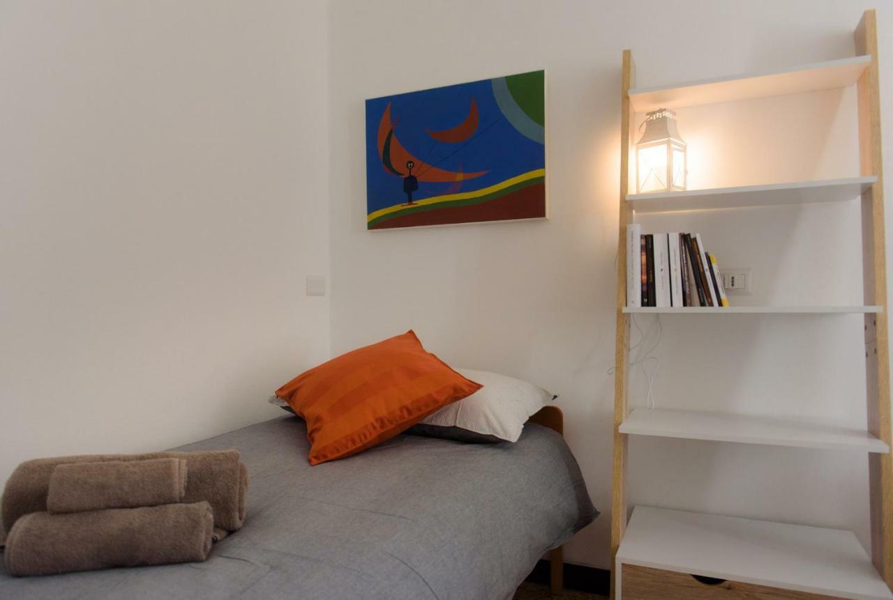 Al Pontile - The House Of Travelers Villa Sala Comacina Bagian luar foto