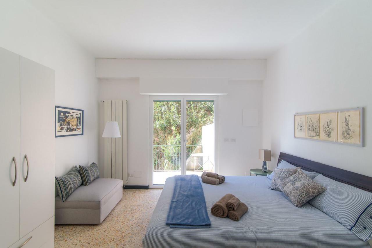 Al Pontile - The House Of Travelers Villa Sala Comacina Bagian luar foto