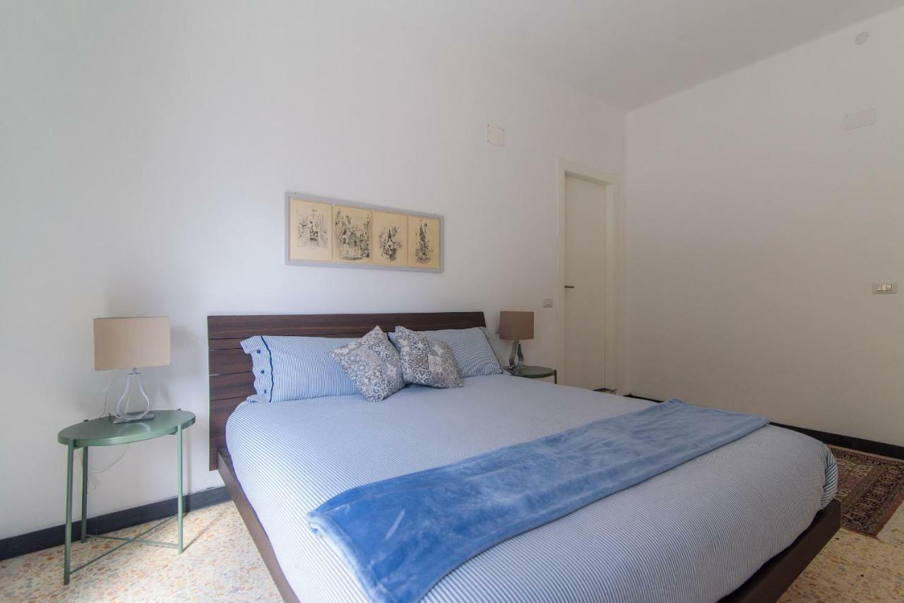 Al Pontile - The House Of Travelers Villa Sala Comacina Bagian luar foto